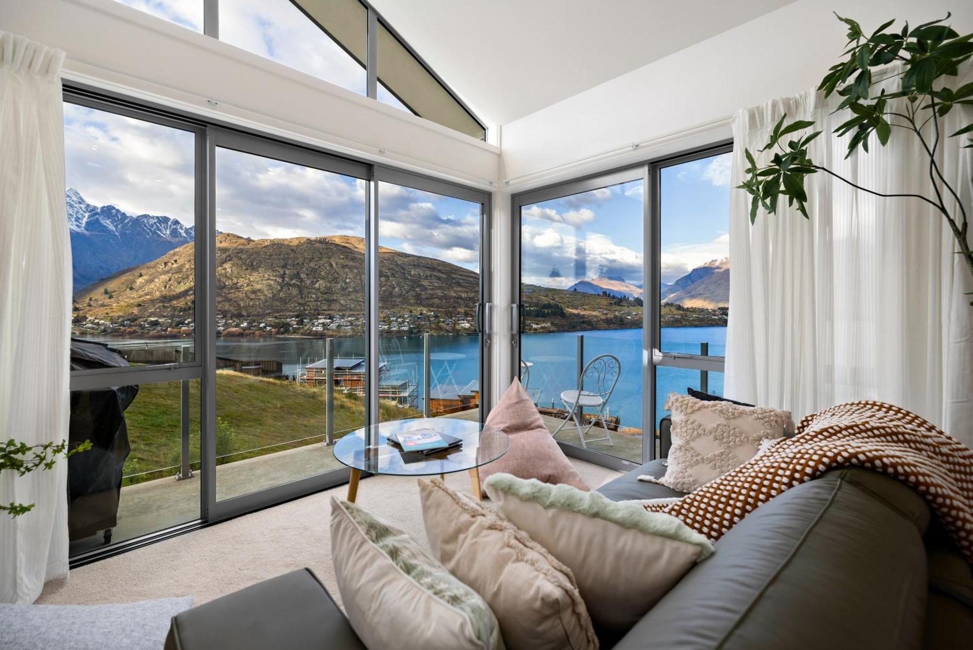 Luxury Away - Summit View Villa Queenstown Exterior photo